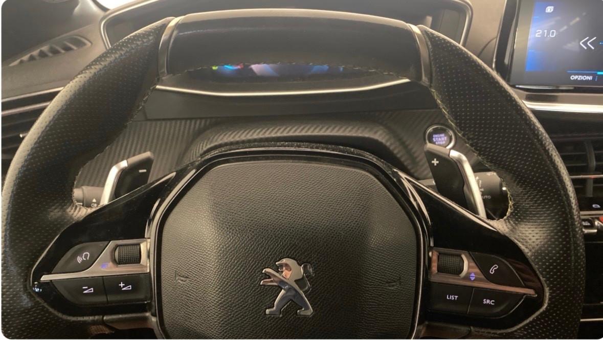 Peugeot 208 GT-LINE Cambio Automatico Full Option 2020