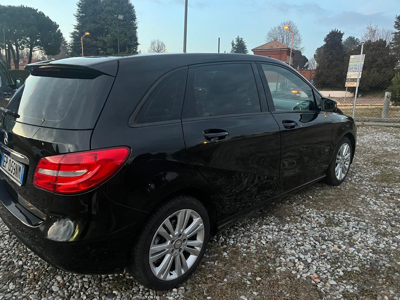 Mercedes-benz B 180 CDI BlueEFFICIENCY Executive - Si Permuta - Ok Neopatentati