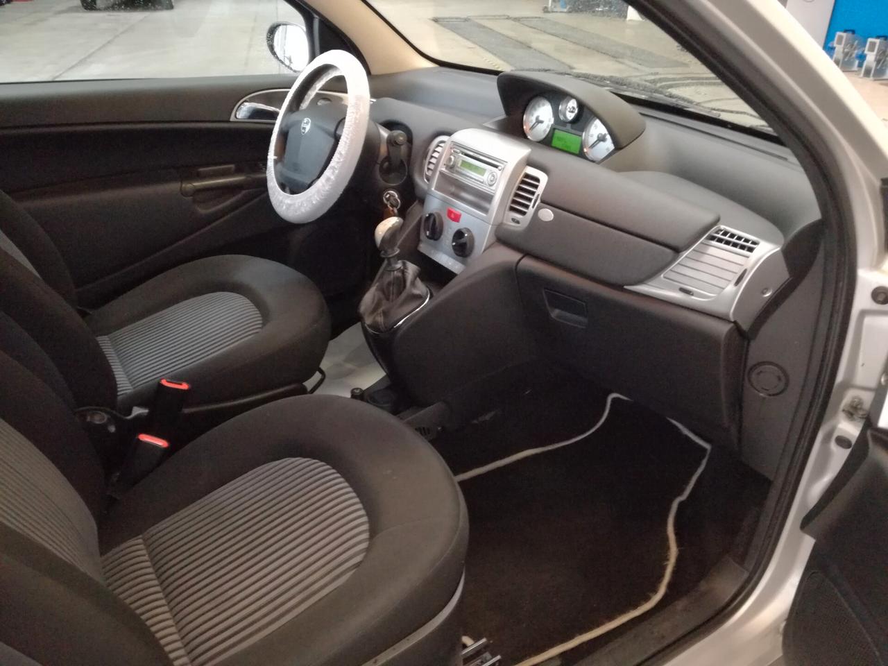 Lancia Ypsilon 1.2 OK NEOPATENTATI