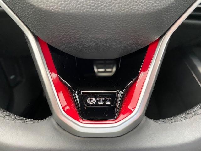 Volkswagen Golf GTI Golf 2.0 TSI GTI DSG PERFORMANCE
