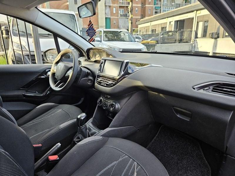 Peugeot 208 1.2 PureTech 82cv Allure