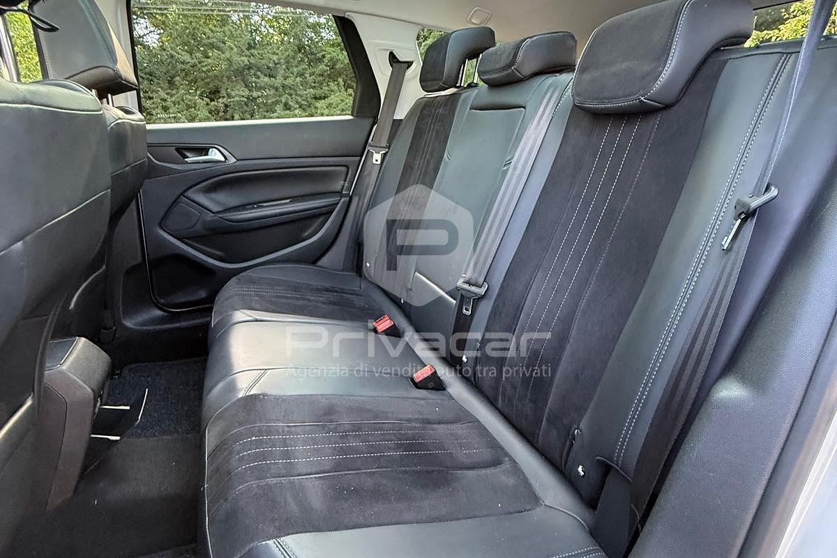 PEUGEOT 308 BlueHDi 120 S&S SW Allure