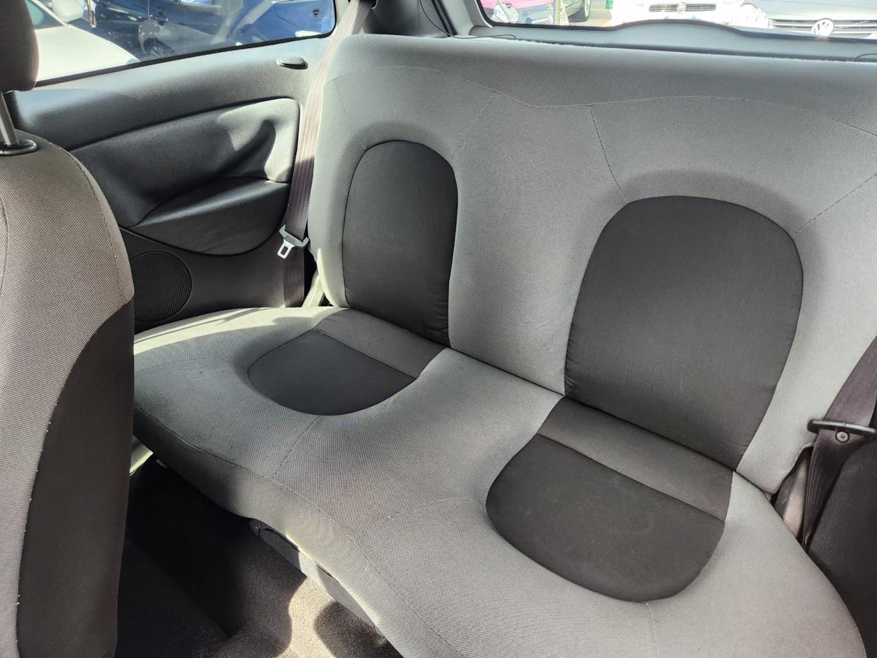 Lancia Ypsilon 1.4 Argento Ecochic GPL