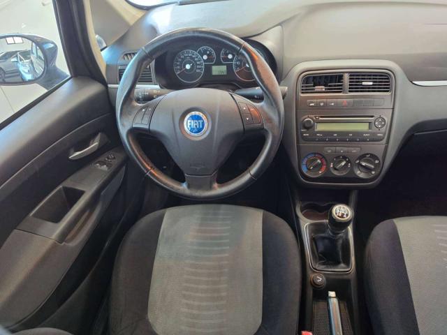 Fiat Grande Punto Grande Punto III 2005 5p 1.2 Active c/clima 65cv