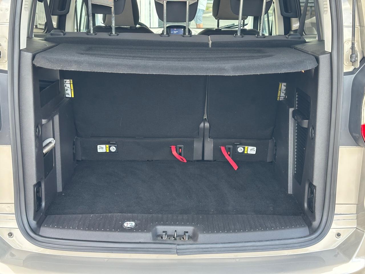 Ford Tourneo Courier 2015 1.6 TDCI 95 CV Titanium XFETTA