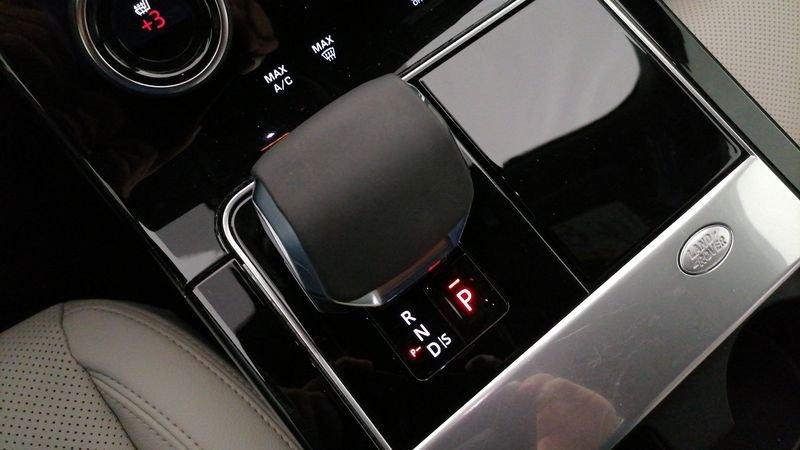 Land Rover Range Rover Velar 2.0d i4 mhev R-Dynamic S 4wd 204cv auto