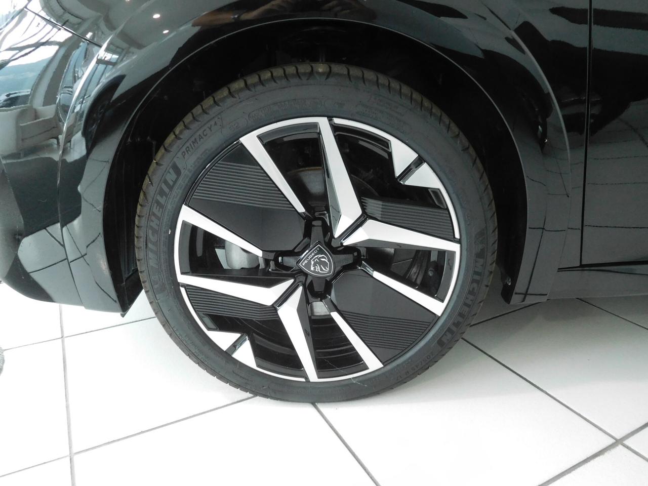 Peugeot 208 Hybrid 100 e-DCS6 GT