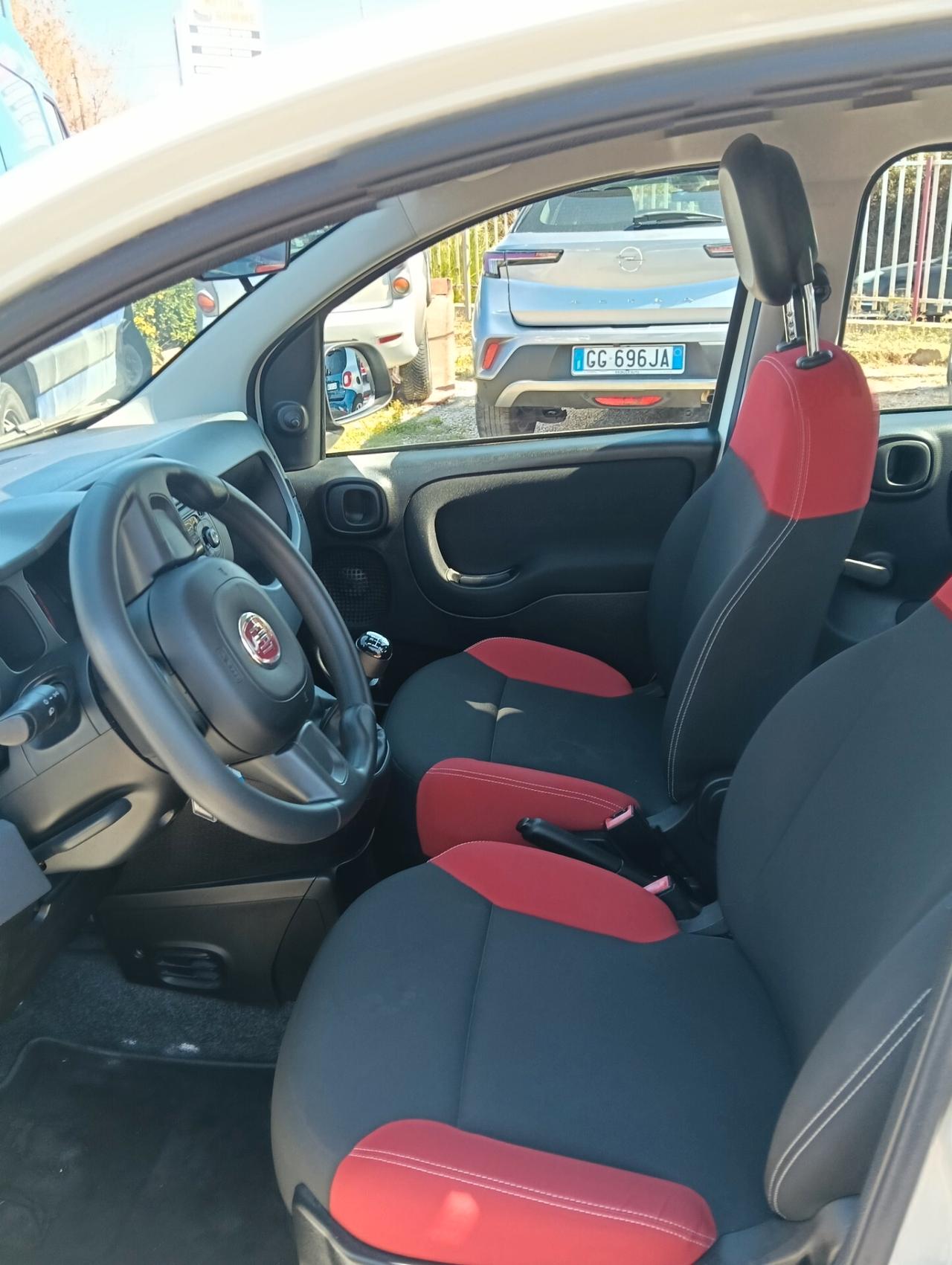 Fiat Panda 1.2 Easy(solo 13000km)