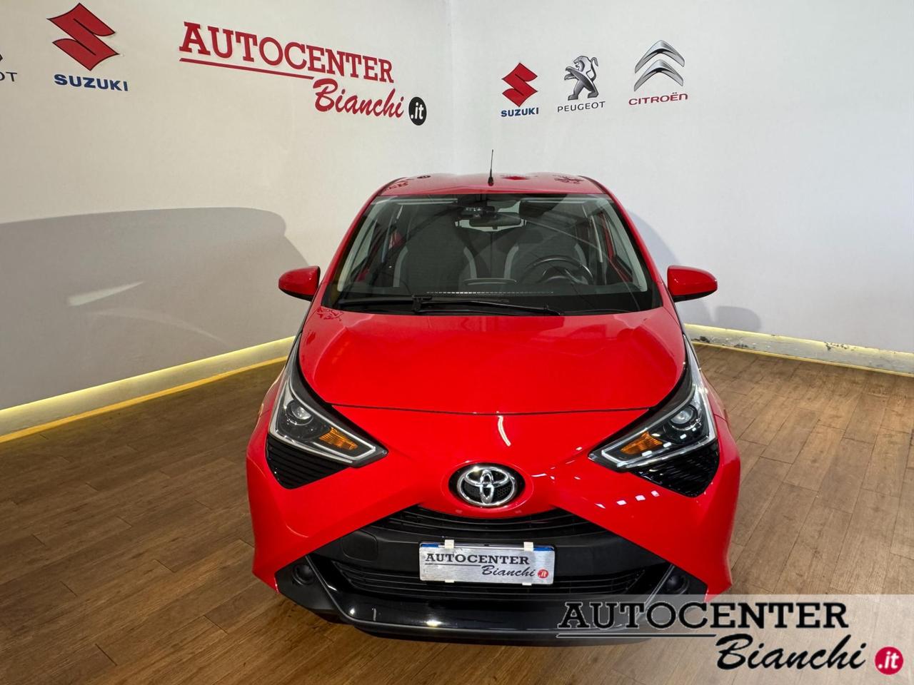 Toyota Aygo 5 Porte Aygo 5p 1.0 x-cool 72cv