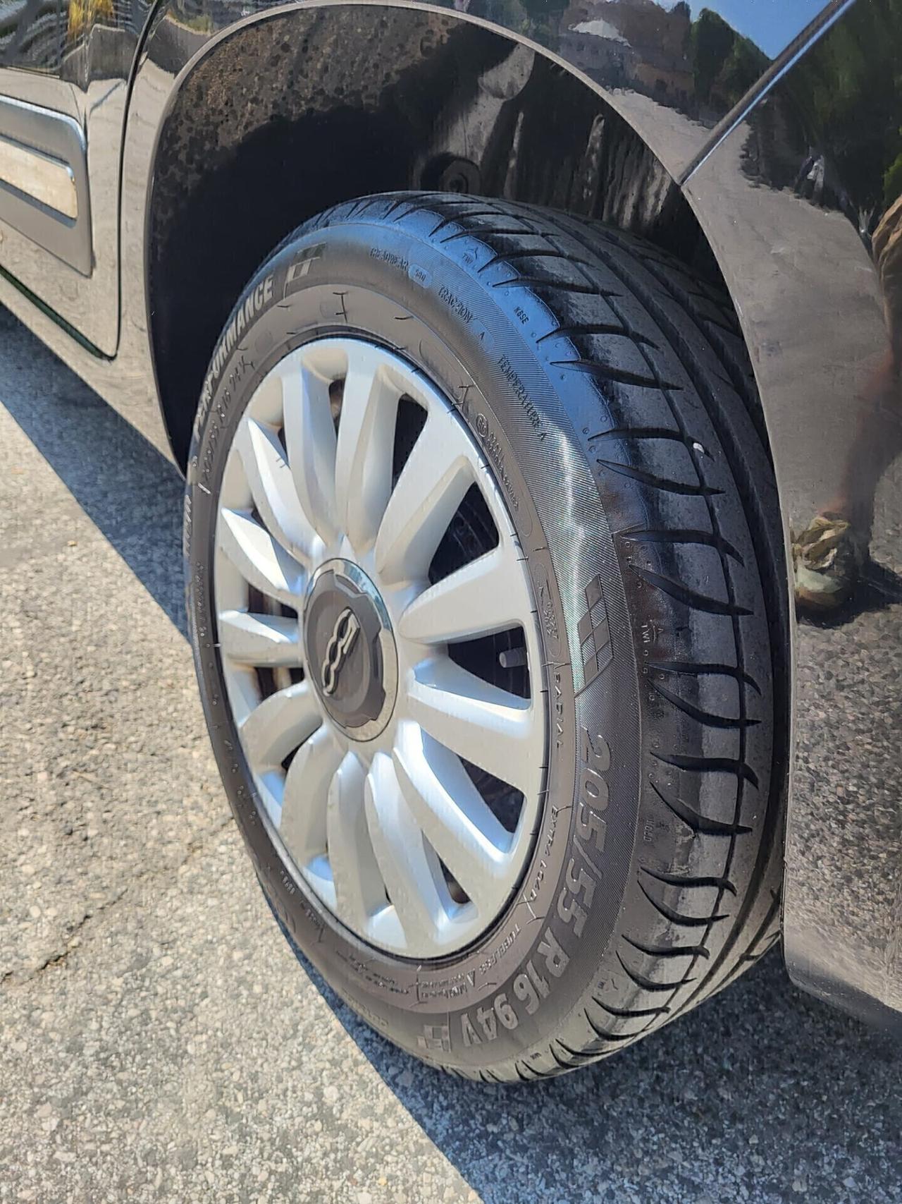 FIAT 500L 1,3 M.JET-UNICO PROPR-FOTO 4 REVISIONI