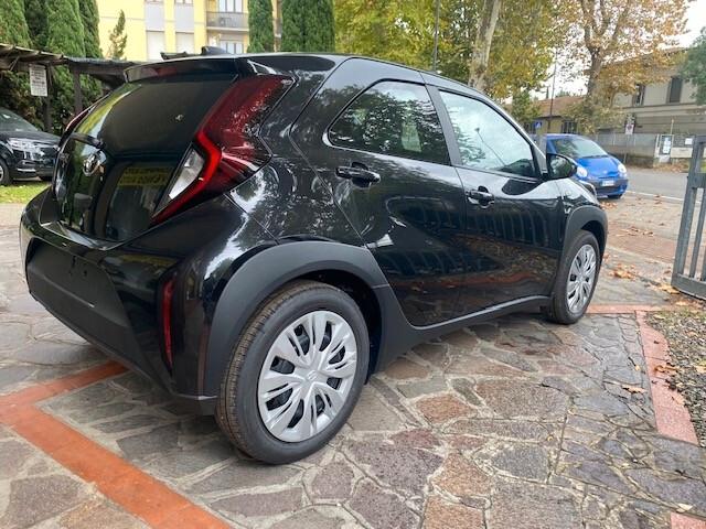 Toyota Aygo X 1.0 VVT-i 72 CV 5 porte Active S-CVT..FATTURABILE!!