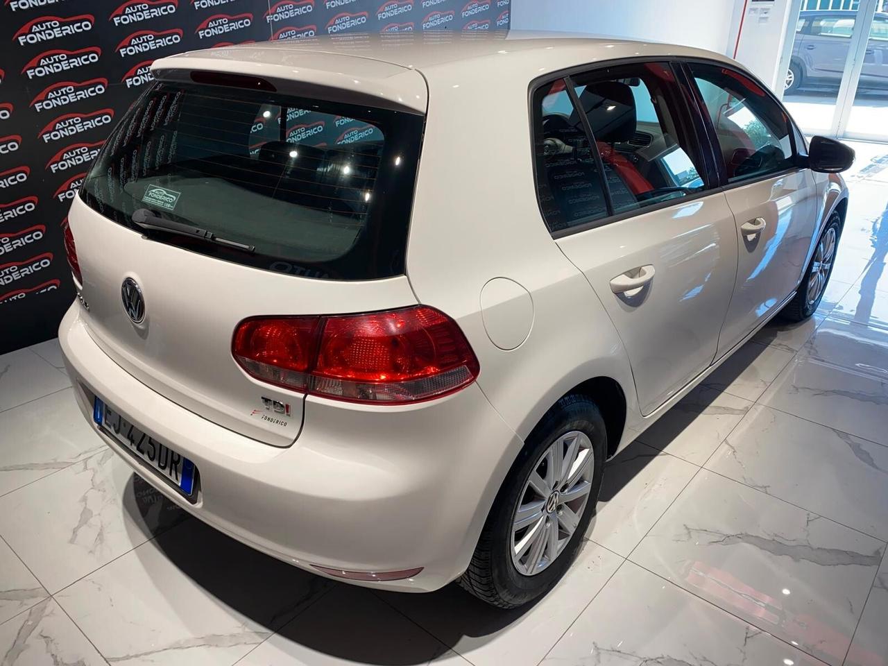 Volkswagen Golf 1.6 Diesel - 2011