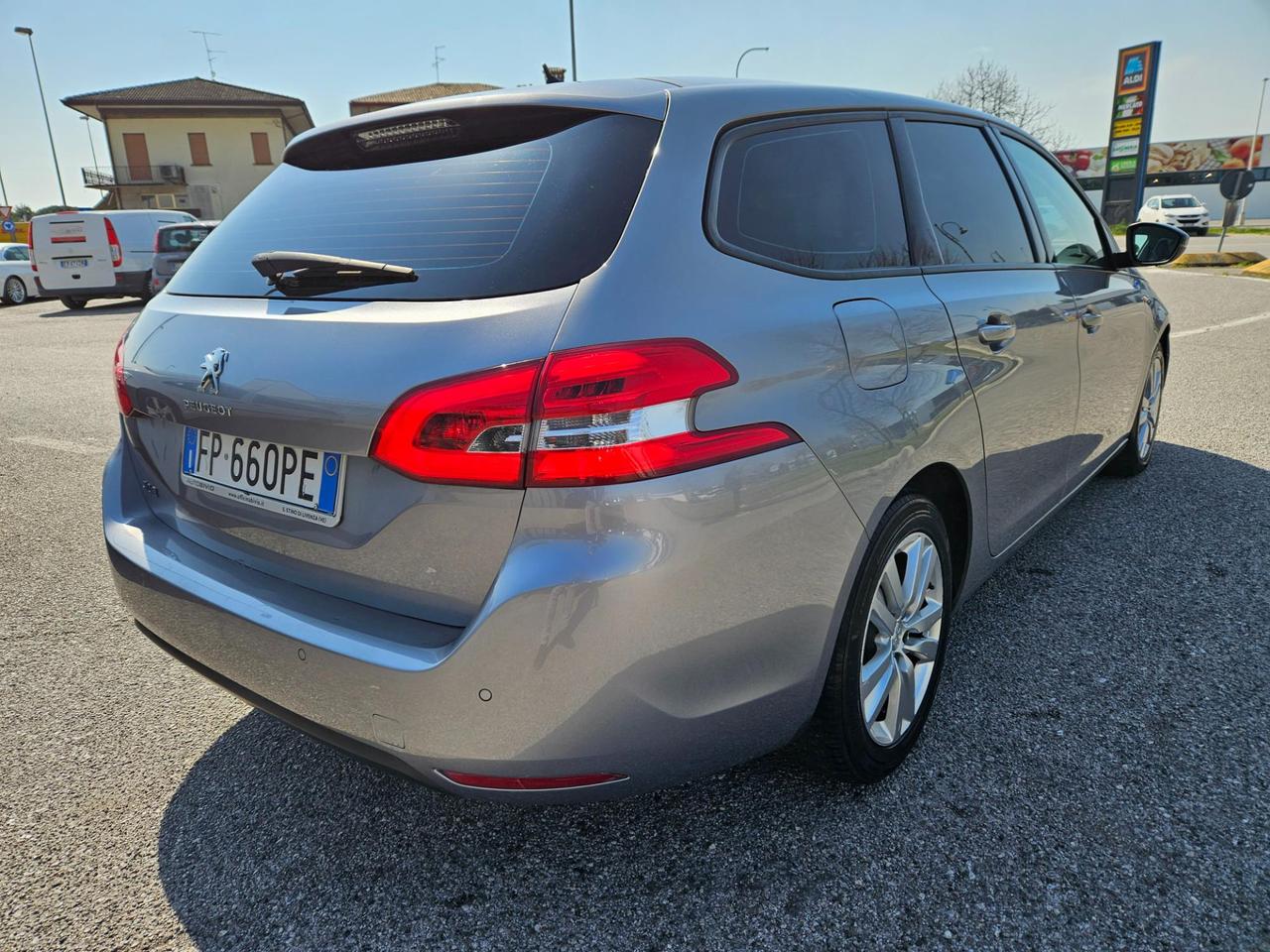 Peugeot 308 Station Wagon 308 SW 1.6 bluehdi Active s&s 120cv eat6