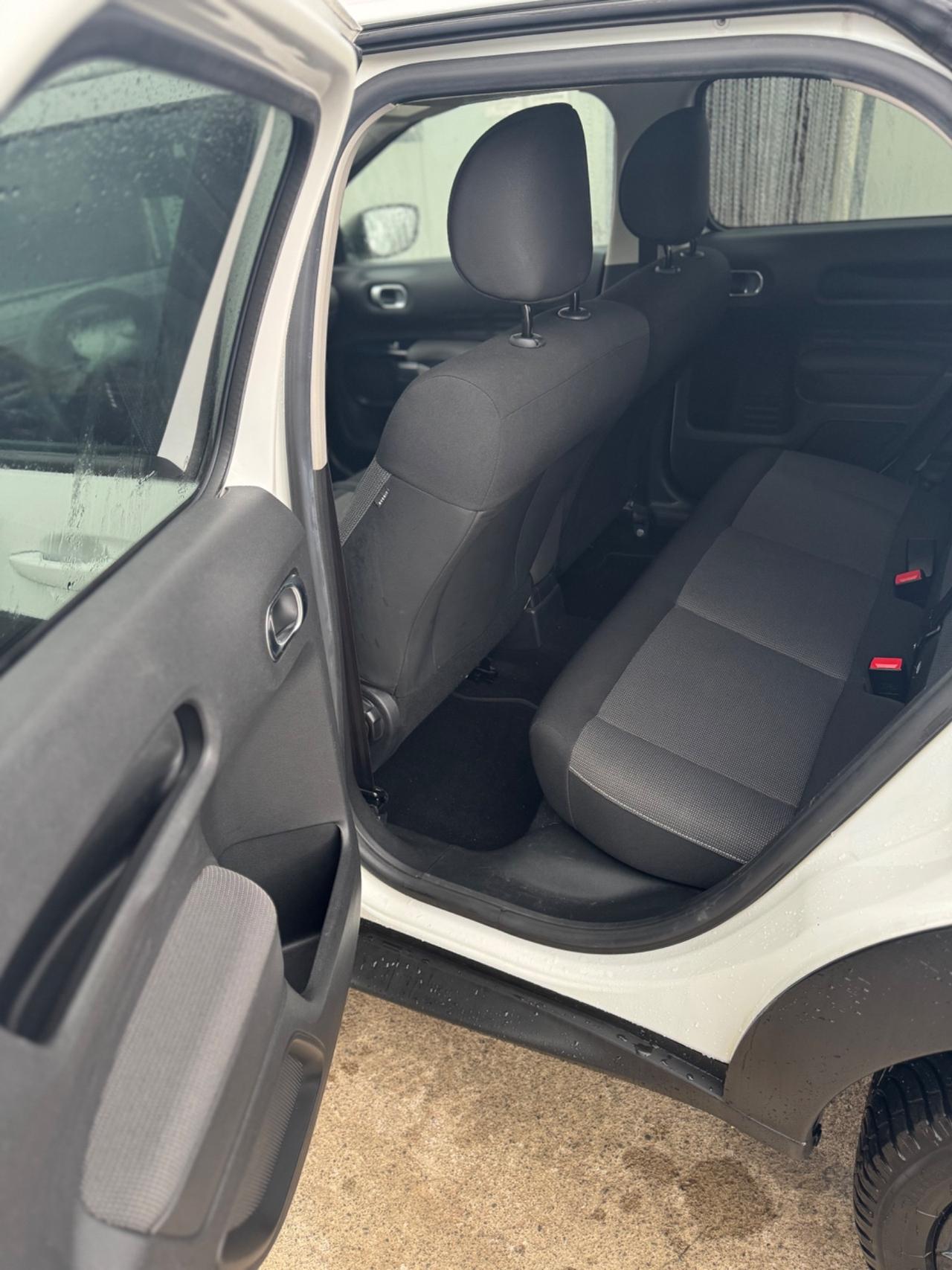 Citroen C4 Cactus BlueHDi 100 S&S ETG6 Shine