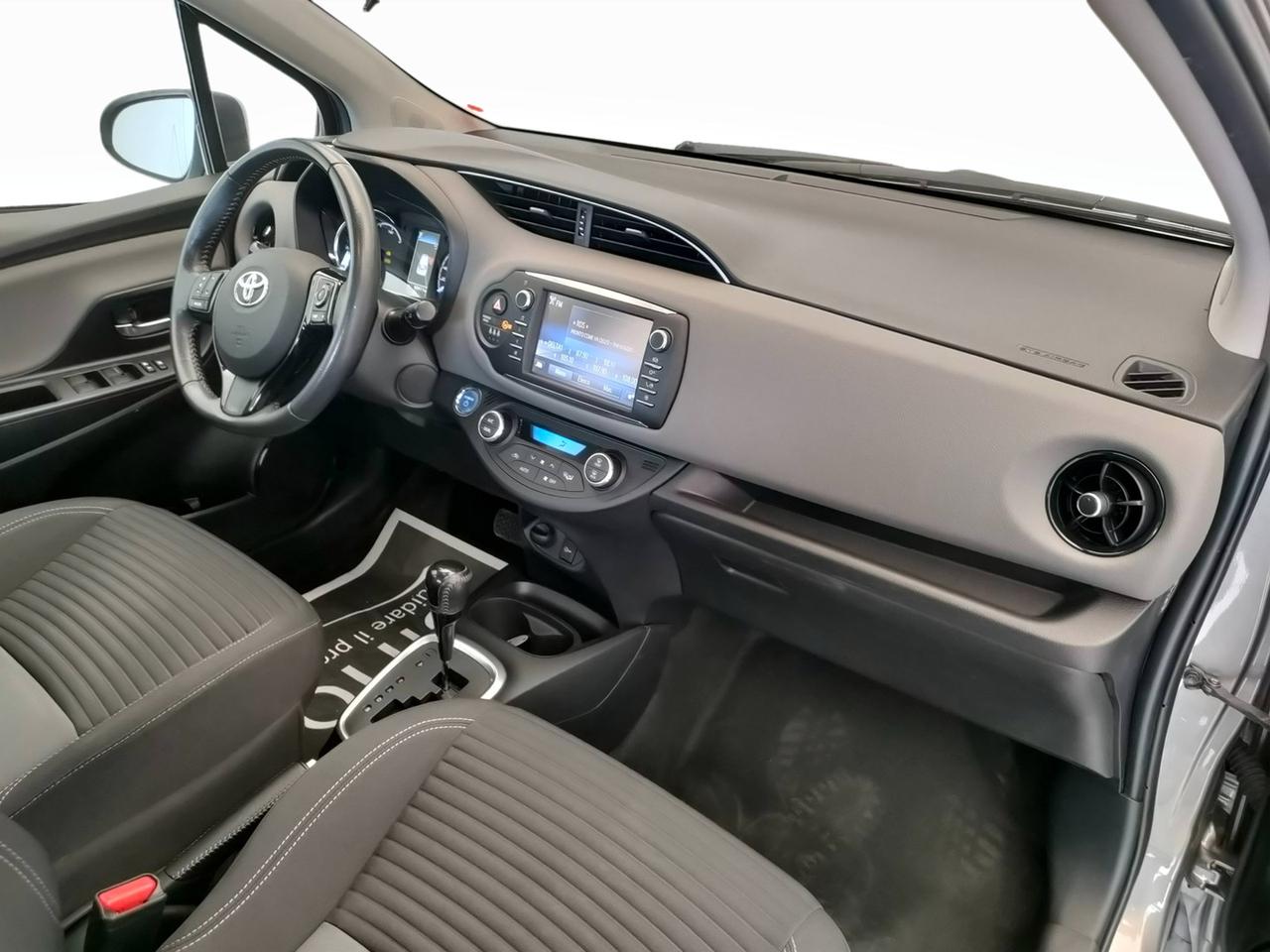 TOYOTA Yaris III 2017 - Yaris 5p 1.5h Active