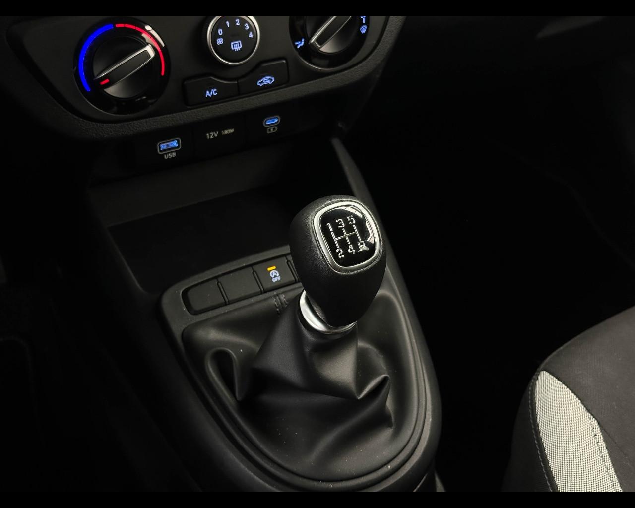 HYUNDAI I10 PE MY25 5P 1.0 MT CONNECTLINE
