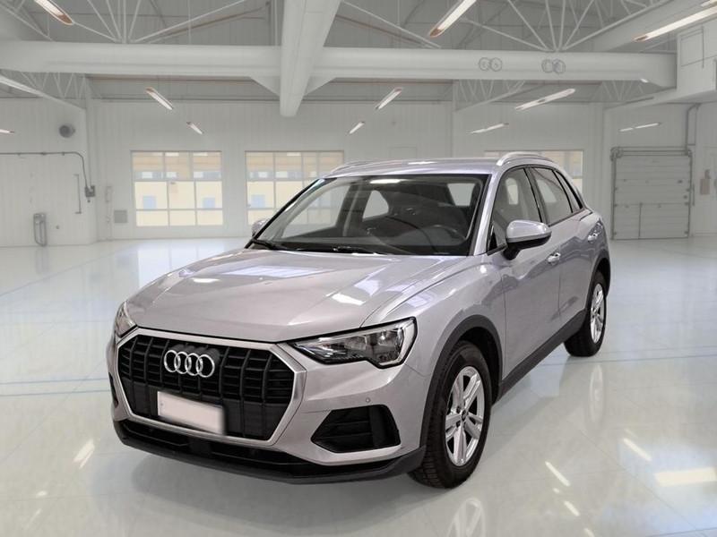 AUDI Q3 35 TDI S tronic Business