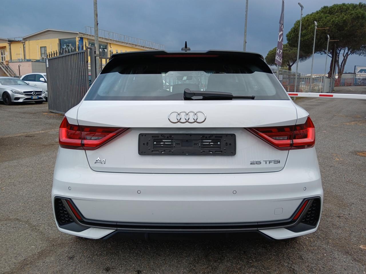 Audi A1 SPB 25 TFSI S line edition