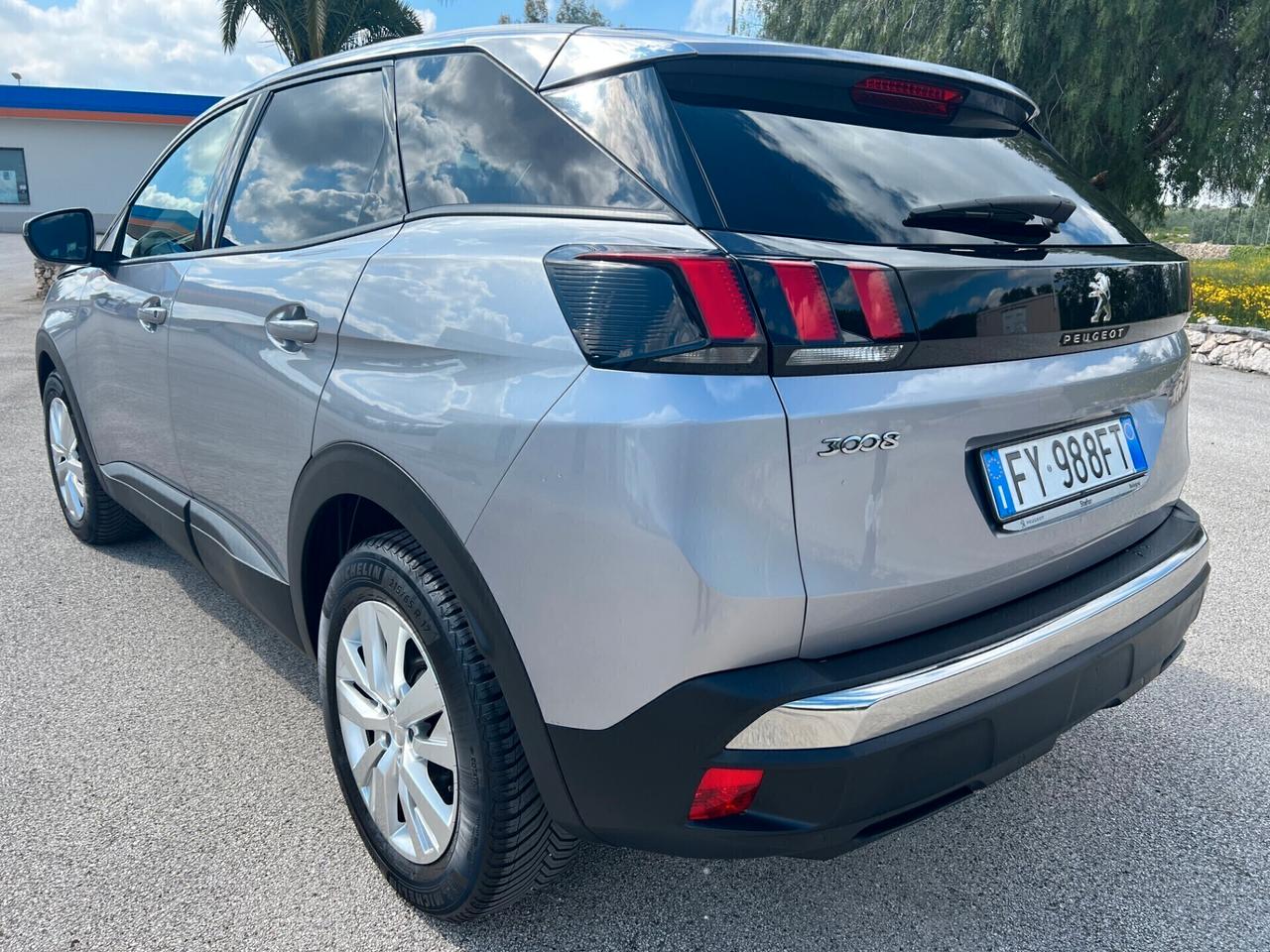 Peugeot 3008 BlueHDi 130 S&S Business