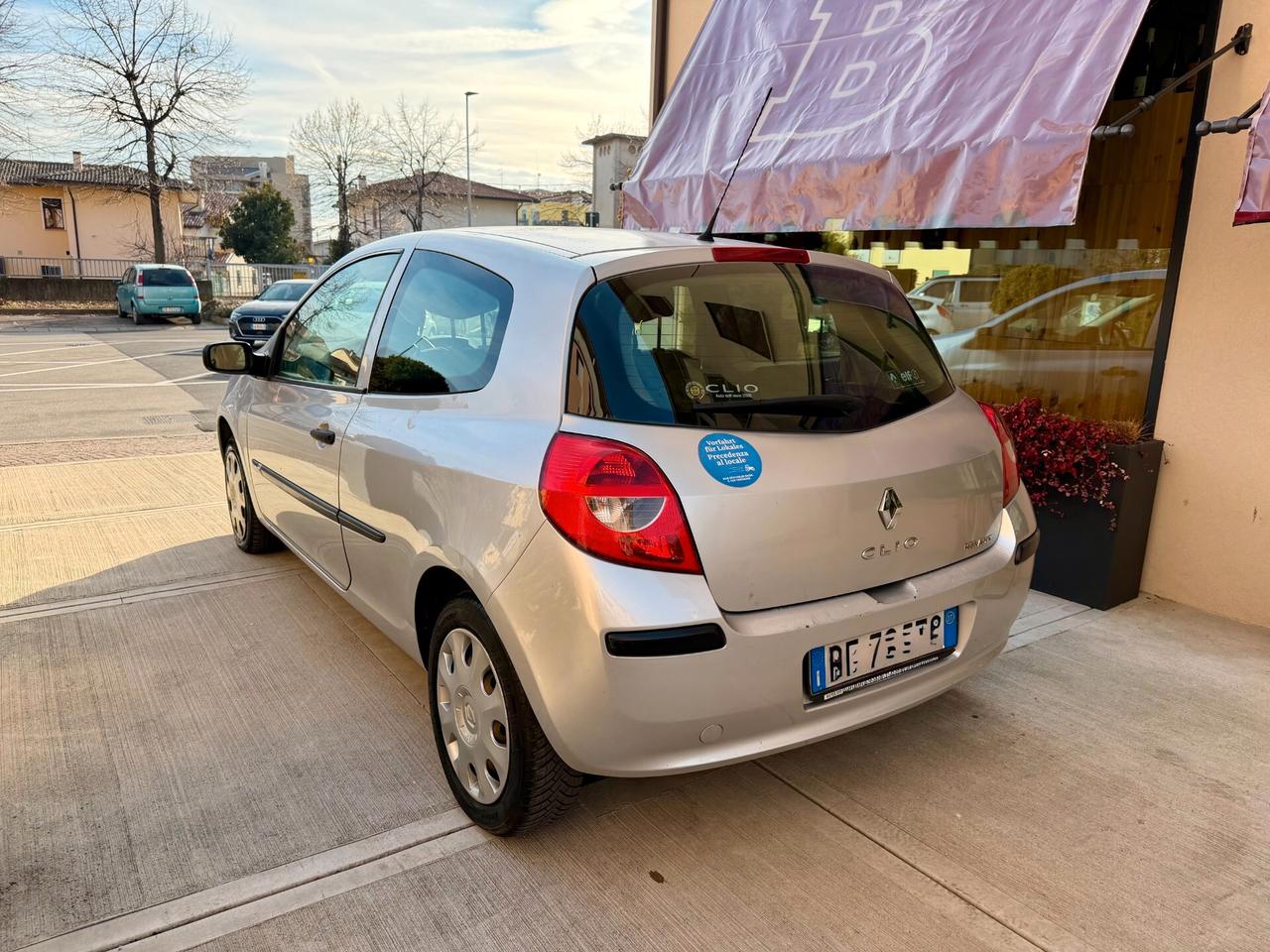 Renault Clio Storia 1.2 3 porte Confort