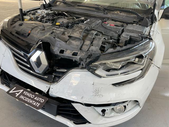 RENAULT Megane SPORTER BLUE DCI 115CV INTENS