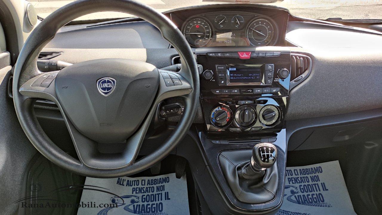 Lancia Ypsilon Hybrid 1.0 FireFly