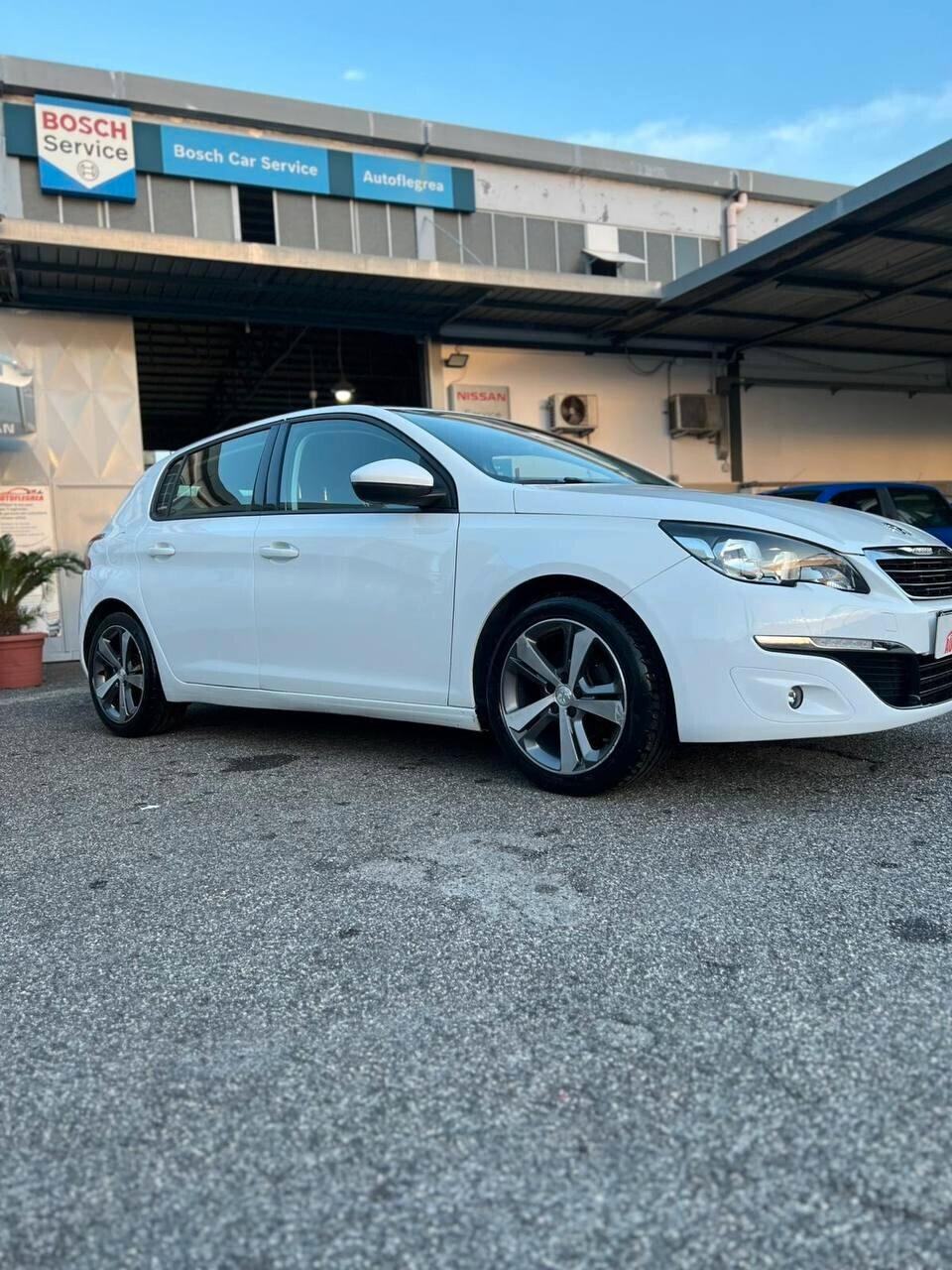 Peugeot 308 1.6 e-HDi 115 CV Stop&Start Allure