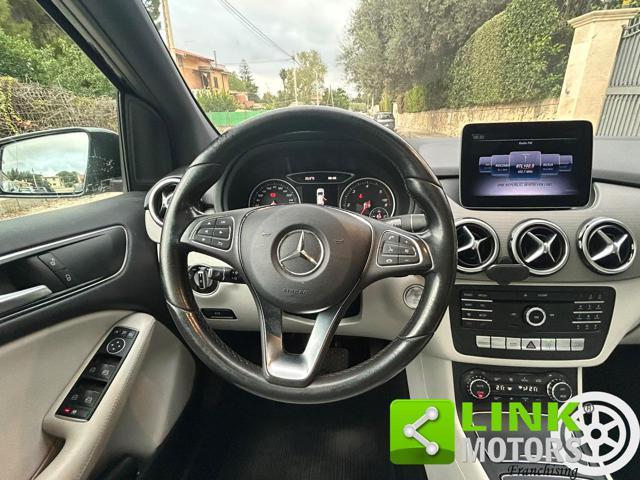 MERCEDES-BENZ B 200 d Automatic Premium