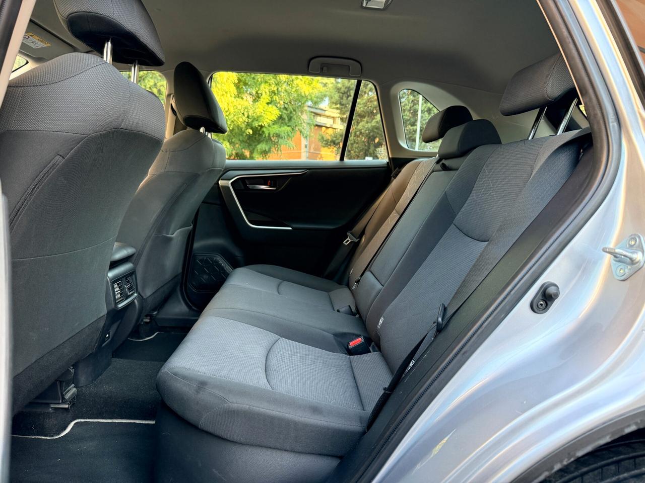 Toyota RAV 4 RAV4 2.5 Full Hybrid UNIPRO