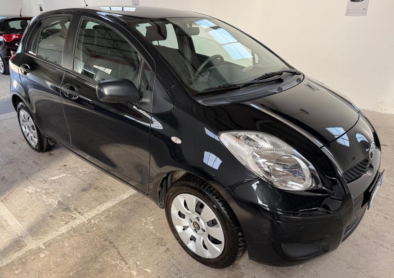 Toyota Yaris 1.0 Benzina 69Cv 5 porte - 2009