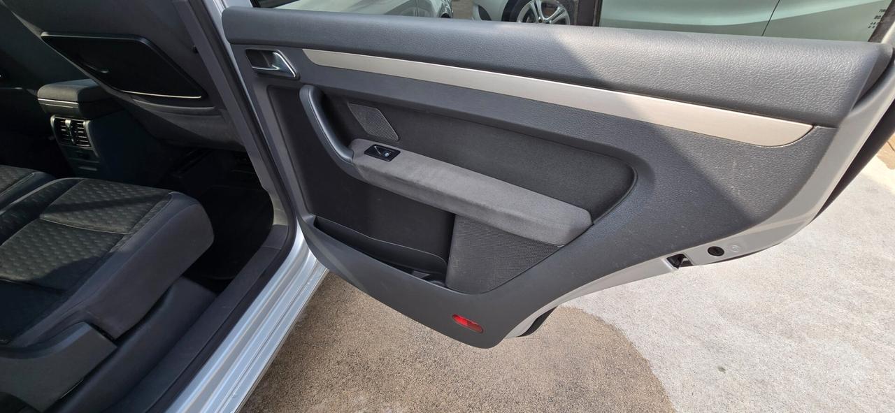 Volkswagen Touran 1.9 TDI 105CV DPF Conceptline