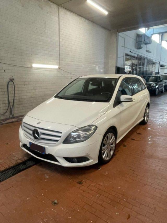 MERCEDES-BENZ B 180 CDI Elegance
