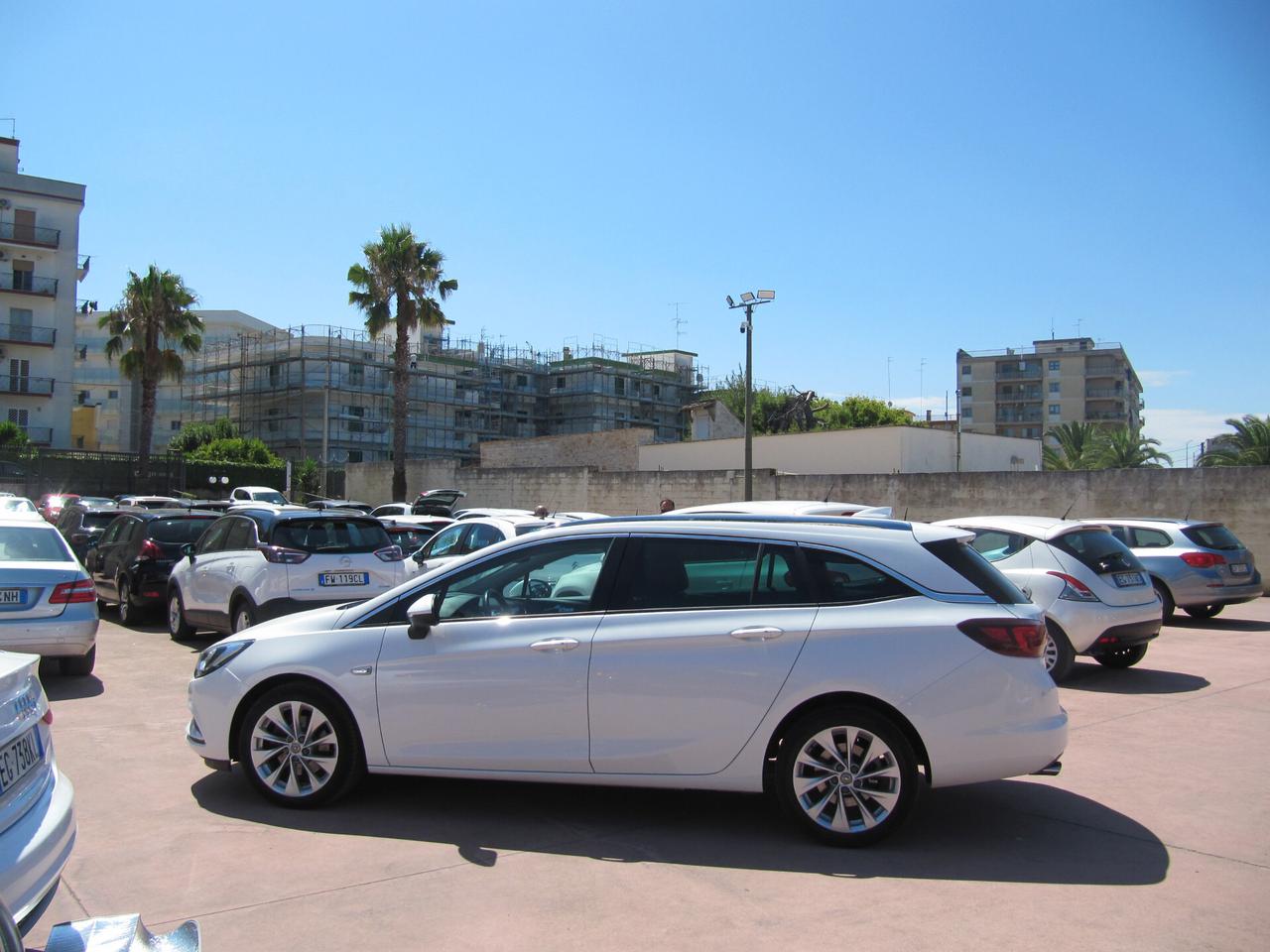 Opel Astra 1.6 BiTurbo CDTi Start&Stop 5 porte Innovation