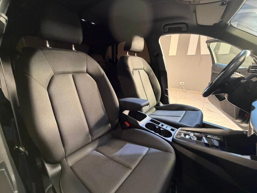 Audi A3 Sedan 35 TDI S tronic line edition