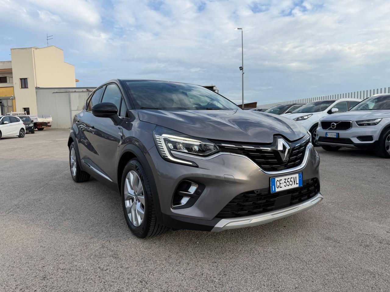 RENAULT CAPTUR FULL HYBRID INTENS FULL LED MY21