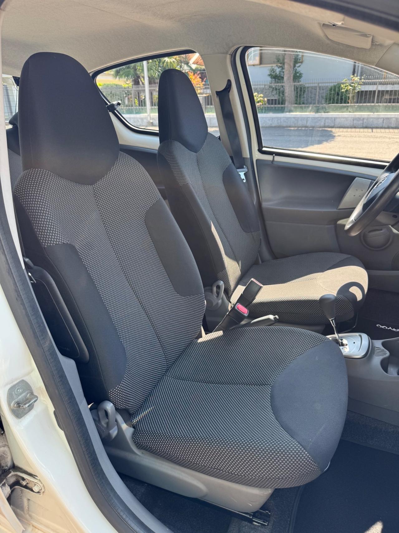Toyota Aygo 1.0 12V VVT-i 5 porte Deep Ocean Connect
