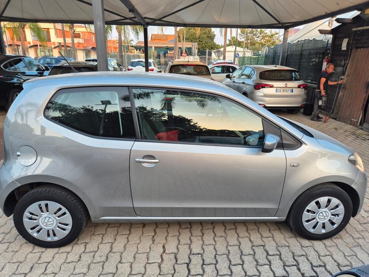 Volkswagen up! 1.0 3p. eco high BlueMotion Technology
