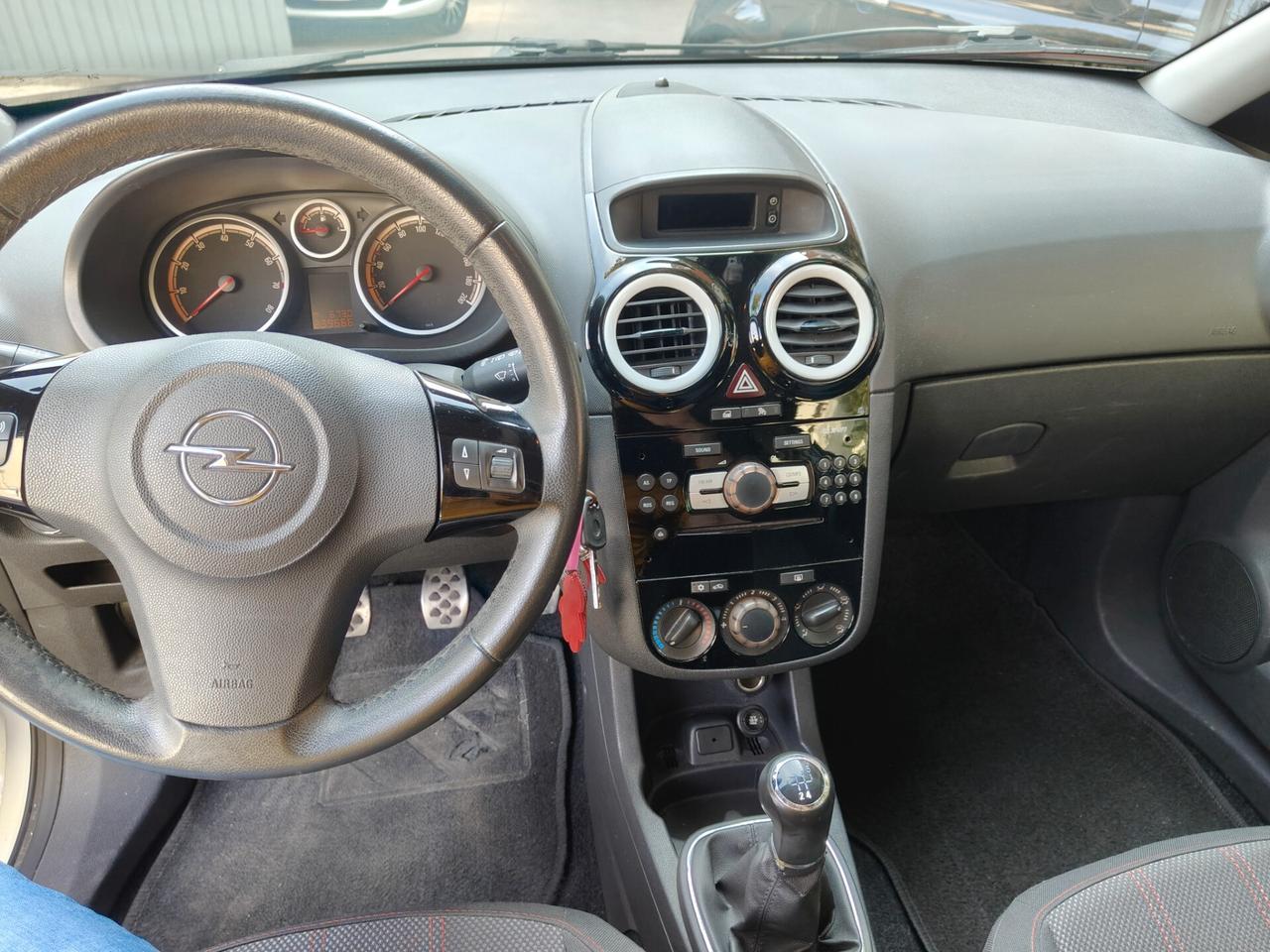 Opel Corsa 1.2 85CV 3 porte GPL-TECH Club