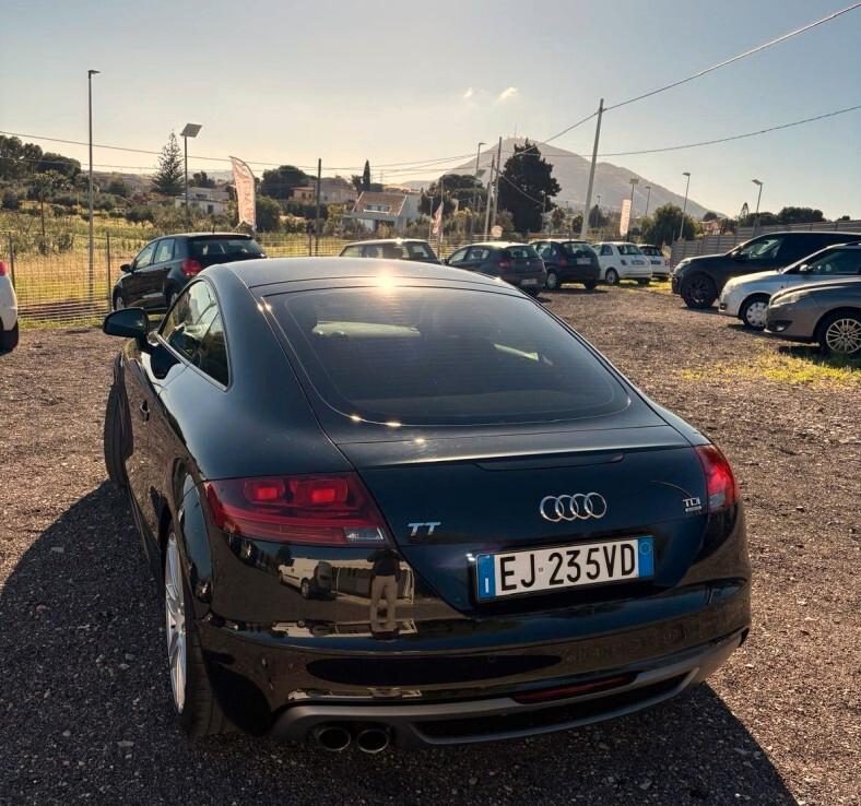 Audi TT Coupé 2.0 TDI quattro Advanced plus