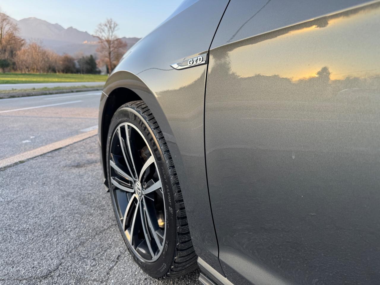 VOLKSWAGEN GOLF GTD 7.5 2.0 184 CV PERFETTA