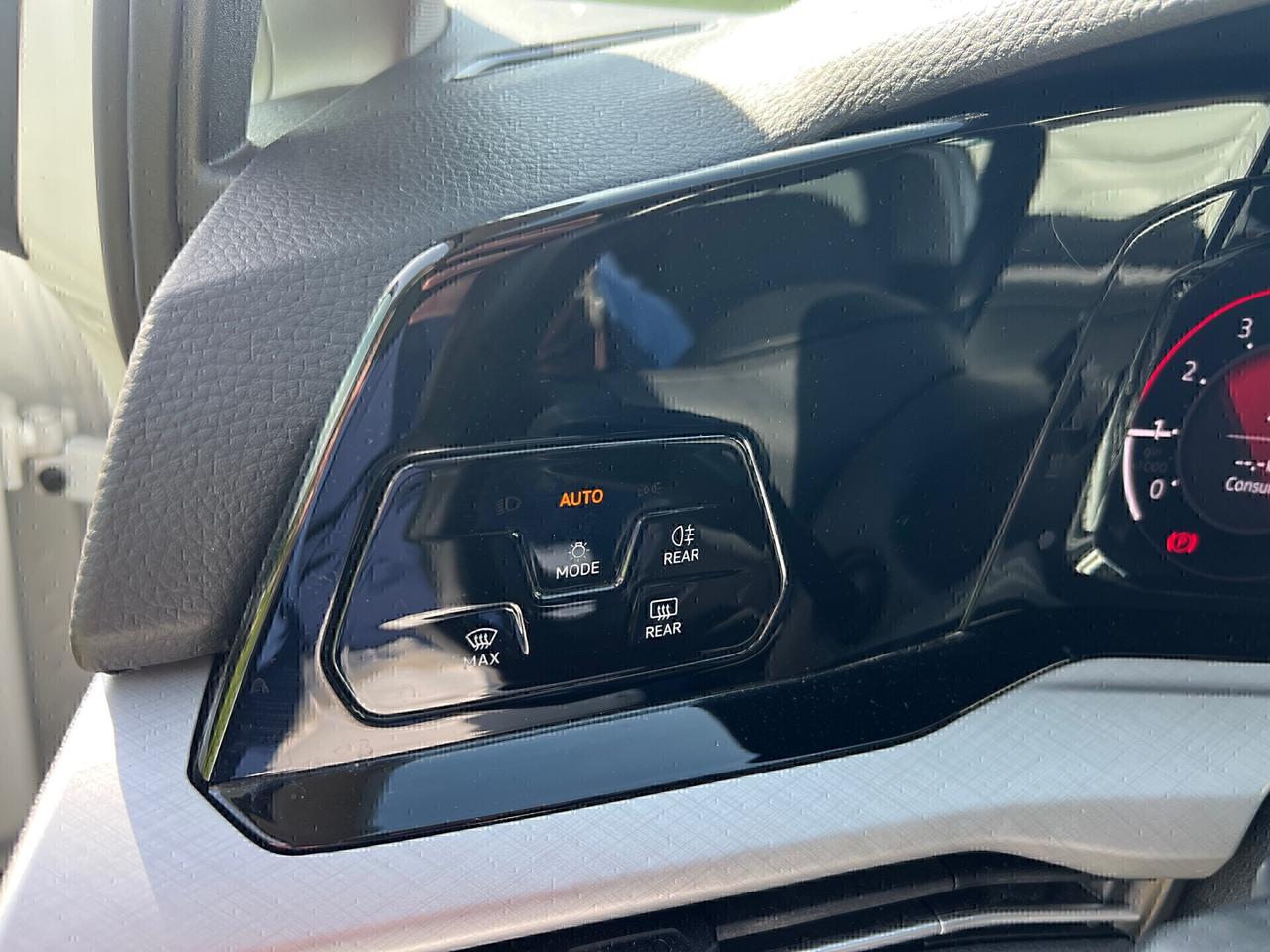 VW Golf 1.0 TSI 110CV EVO Life-2022"KM 59.000"