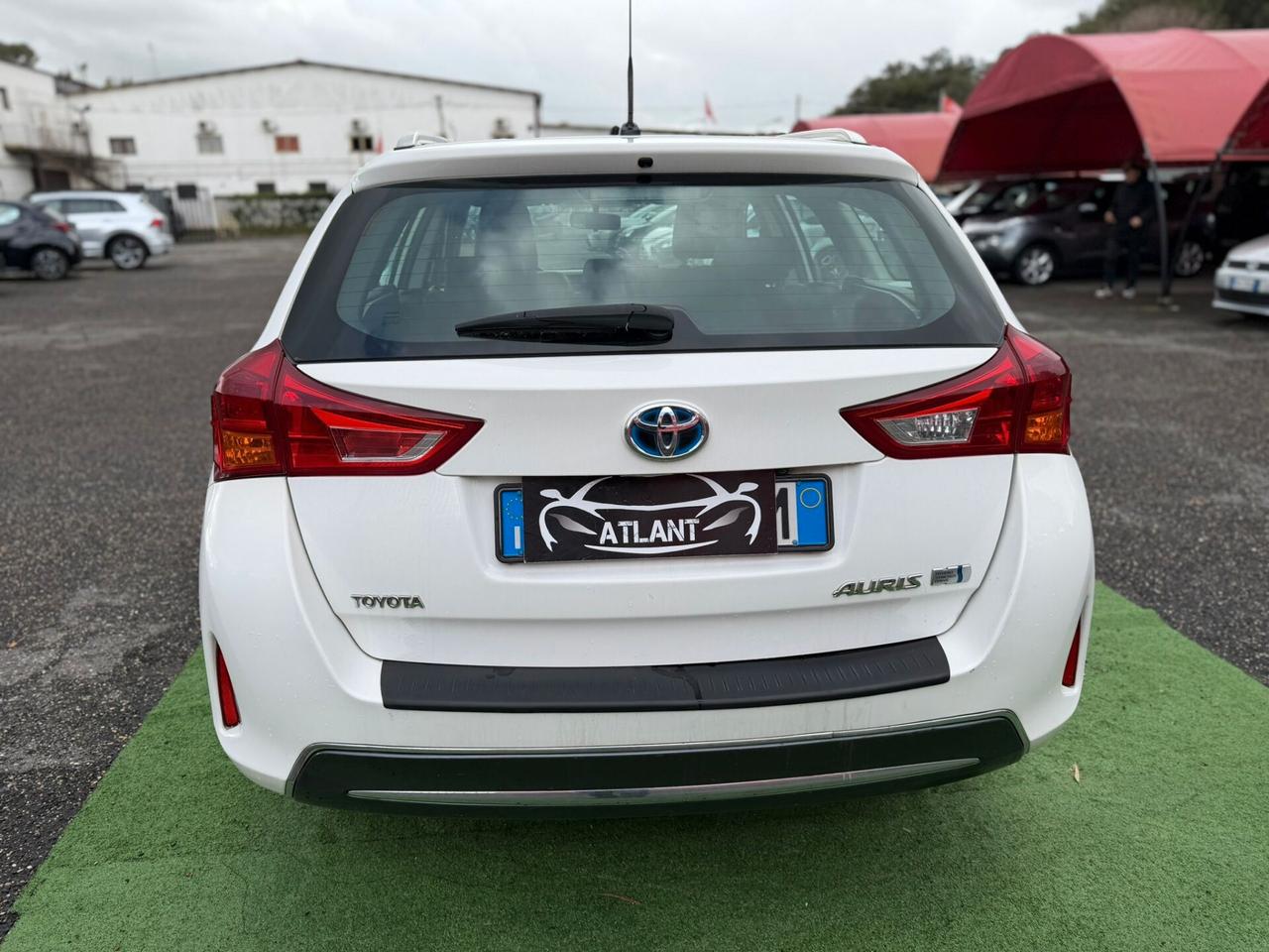 Toyota Auris Touring Sports 1.8 Hybrid Lounge