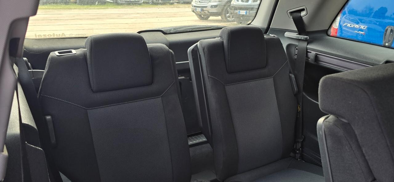 Opel Zafira 1.6 16V ecoM 94CV Cosmo