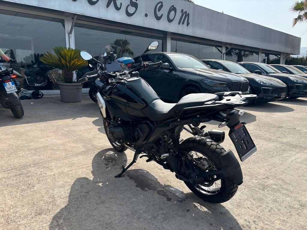 Bmw R 1300 GS Triple Black 2026 KM 0 Tua a solo 239 Euro al mese