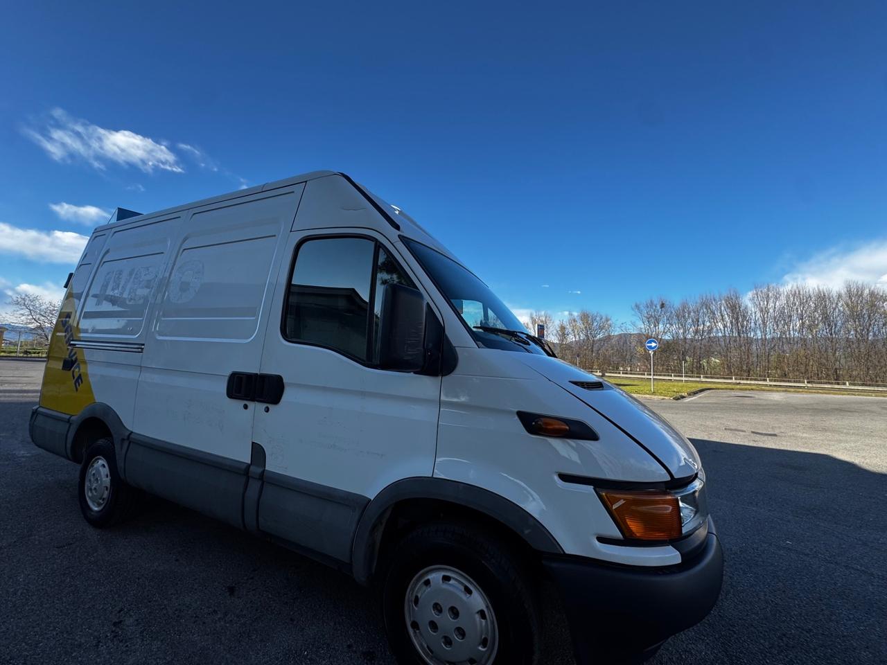 Iveco Daily 35S13 2.8 TDI PC Cabinato