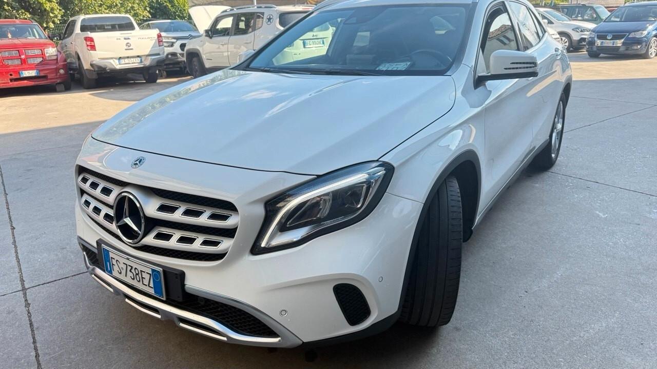 Mercedes-benz GLA 200 d Automatic 4Matic Sport