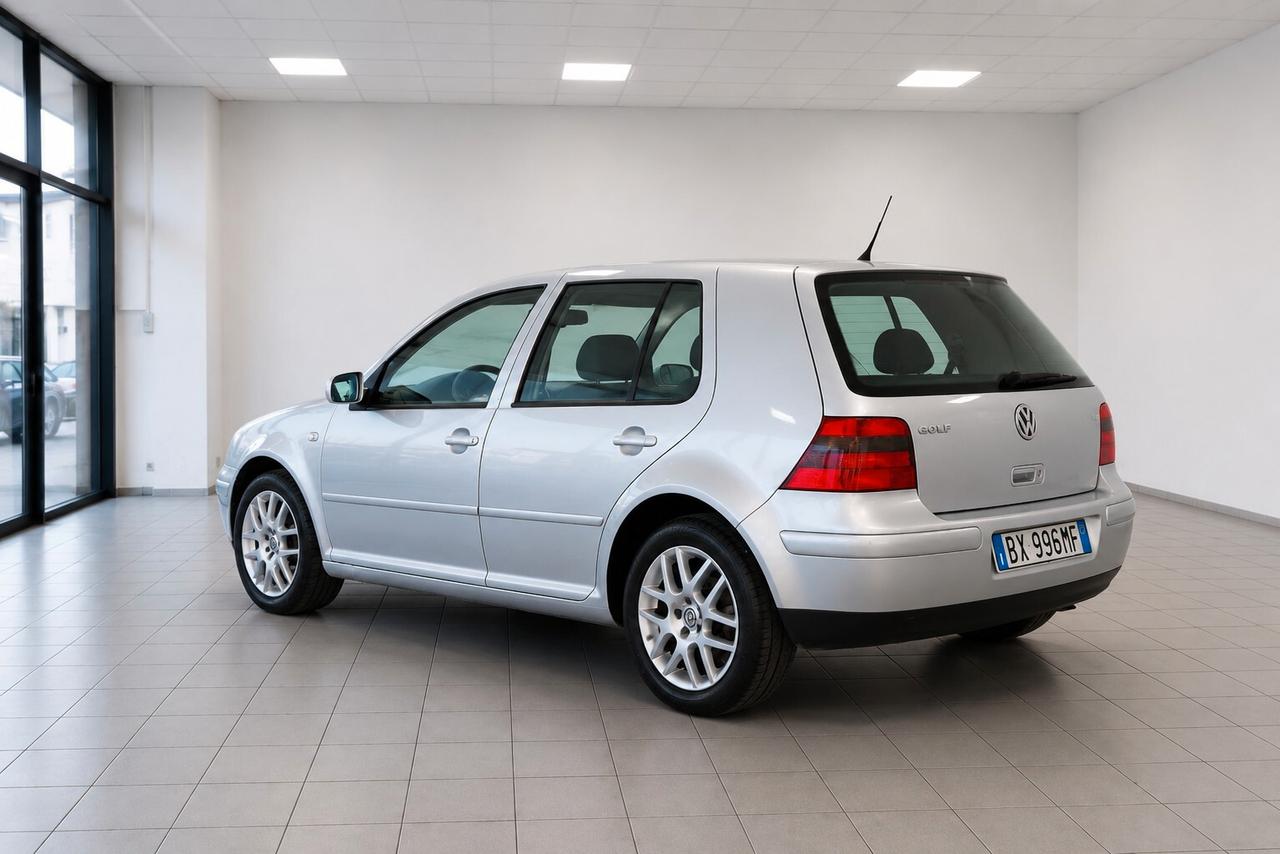 Volkswagen Golf 1.6/102 CV Highline AUTOMATICA OCCASIONE