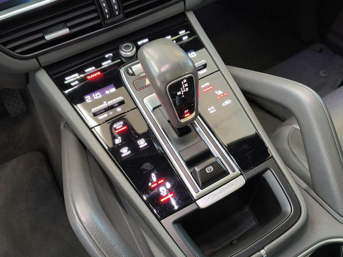 PORSCHE Cayenne Coupé - Cayenne Coupé 3.0 V6