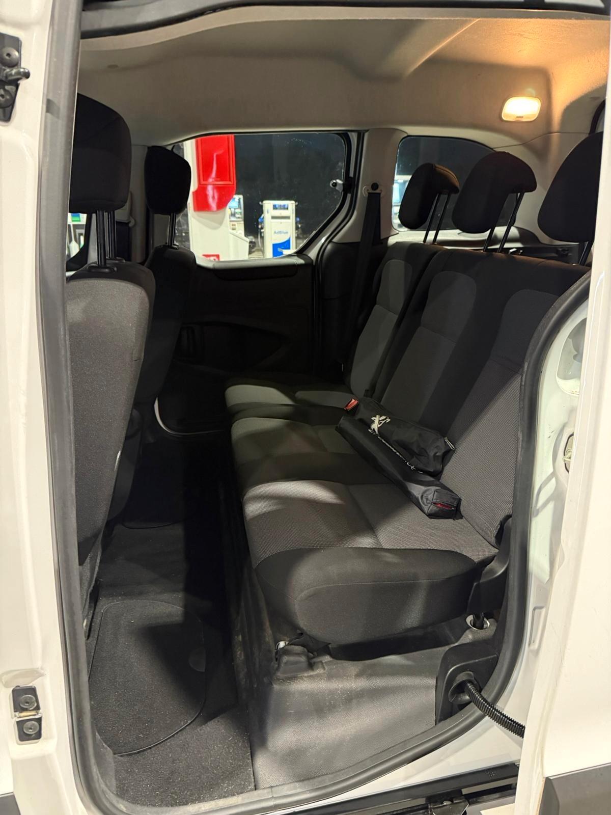 Peugeot Partner Tepee BlueHDi 75 Active