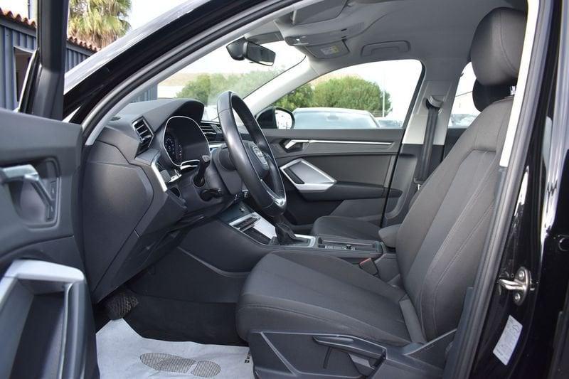 Audi Q3 35 TDI quattro S tronic Business